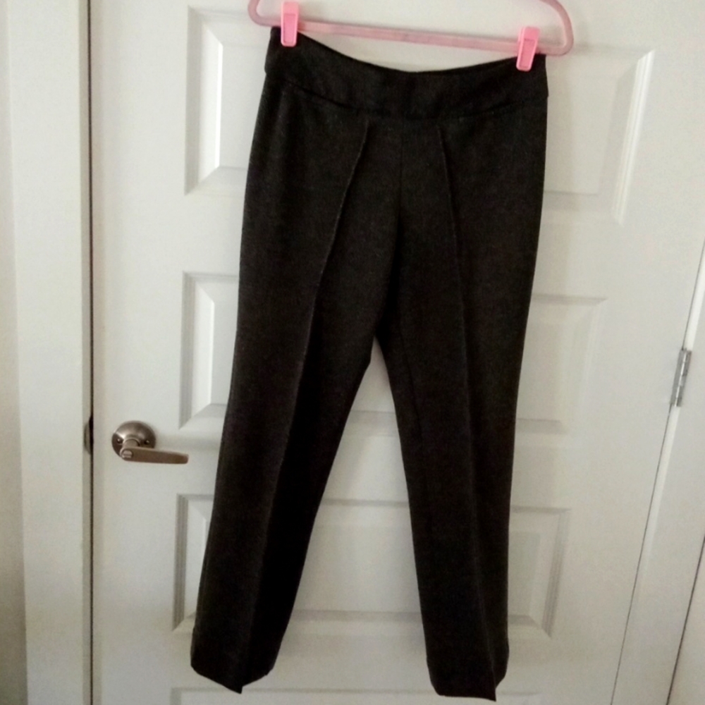 Smooth waist pants. HEATHERED Brown.